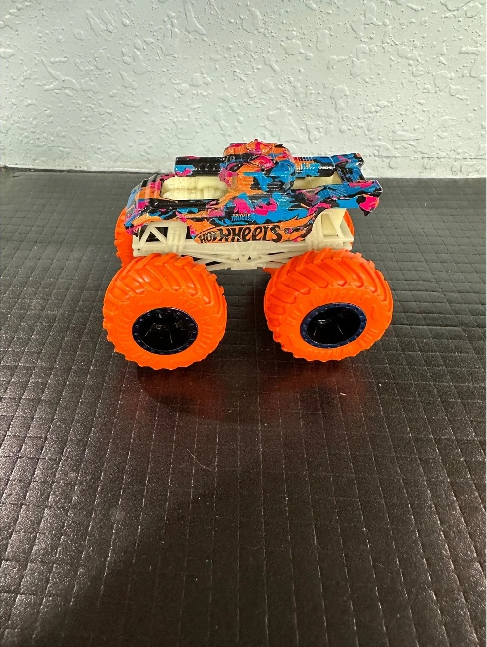 Hot Wheels Monster Truck Toy with Large Orange Tires
